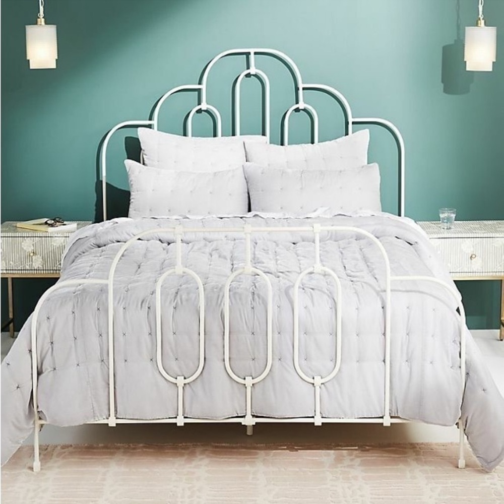 Anthropologie Velvet Emery Quilt Gray Quilt Queen NWT